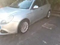 Begagnad Alfa Romeo Giulietta 120 HK (88 kW) 2010 Halvkombi