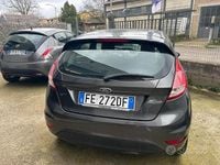 Usata Ford Fiesta Business Edition 75 CV (55 kW) 2016 Grigio Berlina