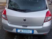 Usata Renault Clio II Dynamique 101 CV (74 kW) 2010 Other Berlina