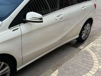 Usata Mercedes B180 109 CV (80 kW) 2015 Monovolume