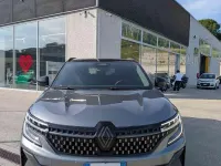 Usata Renault Austral Techno 131 CV (96 kW) 2023 Grigio SUV