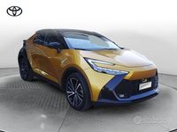 Usata Toyota C-HR Lounge 197 CV (144 kW) 2024 Oro SUV