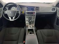 Usata Volvo V60 Momentum 114 CV (83 kW) 2012 Blu Station wagon