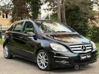 Usata Mercedes B180 Premium 109 CV (80 kW) 2011 Nero Monovolume