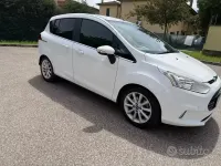 Usata Ford B-MAX 90 CV (66 kW) 2017 Bianco Monovolume