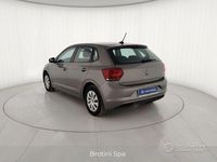 Usata VW Polo Comfortline 90 CV (66 kW) 2021 Grigio Utilitaria