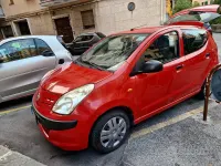 Usata Nissan Pixo 68 CV (50 kW) 2011 Rosso Utilitaria