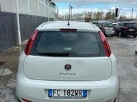 Usata Fiat Punto Lounge 77 CV (56 kW) 2016 Bianco Berlina