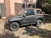 Usata Suzuki Vitara 75 CV (55 kW) 1989 Grigio SUV