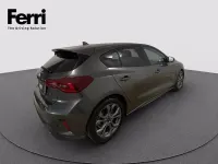 Usata Ford Focus ST-Line 116 CV (85 kW) 2025 Magnetic grey Berlina
