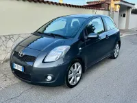 Usata Toyota Yaris 133 CV (97 kW) 2008 Grigio Utilitaria