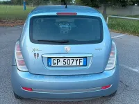 Usata Lancia Ypsilon 75 CV (55 kW) 2006 Bluazzurro Utilitaria