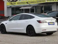 Usata Tesla Model 3 Standard Range 100 kW (136 CV) 2019 Bianco Berlina