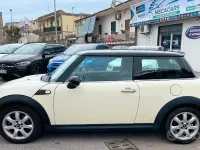 Usata Mini Cooper 120 CV (88 kW) 2007 Bianco Utilitaria