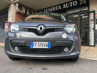 Gebraucht Renault Twingo 90 PS (66 kW) 2016 Grau Kleinwagen
