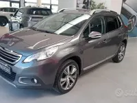 Usata Peugeot 2008 Allure 99 CV (72 kW) 2016 Grigio SUV
