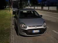 Usata Fiat Grande Punto 75 CV (55 kW) 2010 Grigio Utilitaria