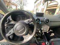 Usata Audi A1 Sportback Attraction 105 CV (77 kW) 2012 Grigio Utilitaria