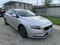 usata Volvo V40 D2 Geartronic R-design*EURO6 DTEMP*