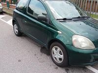 Usata Toyota Yaris 2000 Berlina