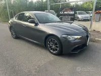 Usata Alfa Romeo Giulia Executive 160 CV (117 kW) 2019 Grigio Berlina
