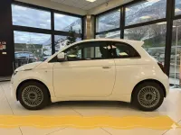 Uusi Fiat 500 Pop 88 HP (64 kW) 2026 Musta Sedan