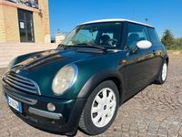 Usata Mini ONE 2004 Verde Utilitaria