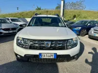 Usata Dacia Duster Lauréate 105 CV (77 kW) 2014 Bianco SUV