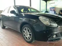Usata Alfa Romeo Giulietta Super 120 CV (88 kW) 2019 Nero Utilitaria