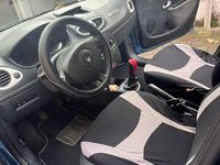 Usata Renault Clio III 75 CV (55 kW) 2011 Blu Berlina