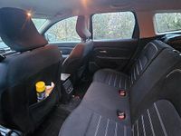 Usata Dacia Duster 101 CV (74 kW) 2023 Verde Station wagon