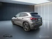 Usata Mercedes GLA180 Premium 116 CV (85 kW) 2023 Grigio SUV