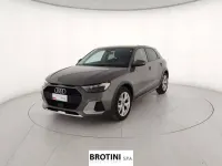 Usata Audi A1 Sportback 150 CV (110 kW) 2025 Grigio metallizzato Utilitaria
