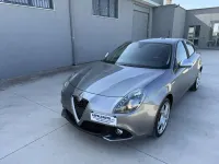 Usata Alfa Romeo Giulietta Super 120 CV (88 kW) 2017 Grigio Utilitaria