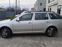 Usata Skoda Octavia Comfort 105 CV (77 kW) 2013 Nero Station wagon