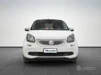 Usata Smart ForFour Passion 71 CV (52 kW) 2015 Bianco Utilitaria