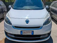 Usata Renault Scénic III 130 CV (95 kW) 2012 Bianco Monovolume