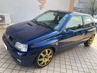 Käytetty Renault Clio 135 HP (99 kW) 1996 Sininen Viistoperä