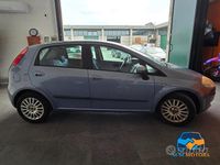 Usata Fiat Grande Punto Dynamic 90 CV (66 kW) 2009 Blu Utilitaria