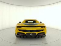 Usata Ferrari 296 663 CV (487 kW) 2022 Giallo Coupé