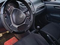 Begagnad Suzuki Swift 75 HK (55 kW) 2013 Vit Sedan