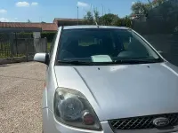 Usata Ford Fiesta 75 CV (55 kW) 2006 Grigio Utilitaria
