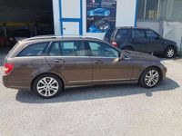 Usata Mercedes C220 170 CV (125 kW) 2014 Marrone Station wagon