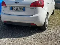 Usata Kia Venga 115 CV (84 kW) 2011 Bianco Utilitaria
