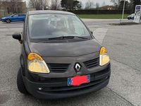 Usata Renault Modus Privilege 75 CV (55 kW) 2005 Marrone Monovolume