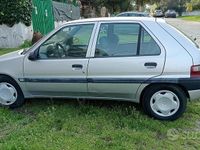 Usata Citroën Saxo 60 CV (44 kW) 1999 Grigio Utilitaria
