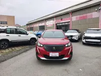 Usata Peugeot 2008 Allure 131 CV (96 kW) 2023 Rosso SUV