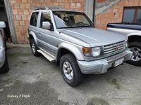 Usata Mitsubishi Pajero Top 99 CV (72 kW) 1997 Grigio SUV
