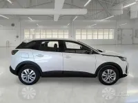 Usata Peugeot 3008 Active 131 CV (96 kW) 2022 Bianco SUV