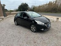 Usata Peugeot 208 82 CV (60 kW) 2012 Nero Utilitaria
